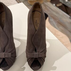 Valentino  Garavani Grey Suede Pumps